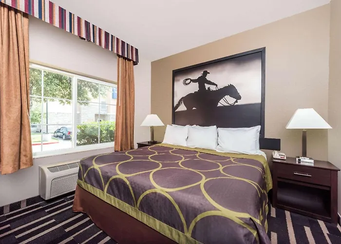 Hotel Super 8 By Wyndham Worth North