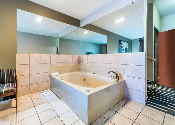 Super 8 By Wyndham Worth North Fort Worth