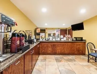 Super 8 By Wyndham Worth North Hotel Fort Worth